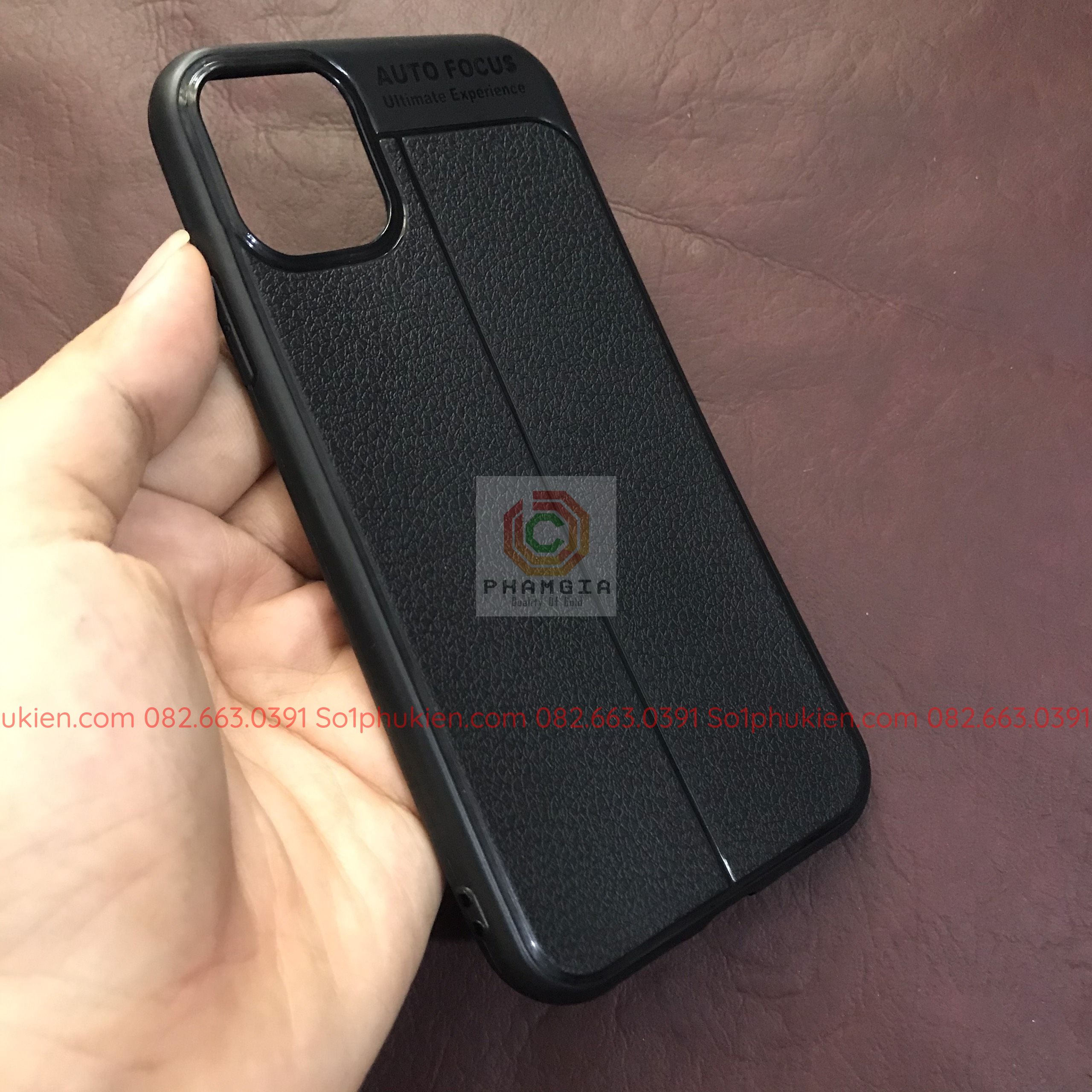 Ốp lưng Iphone 11 dẻo đen auto focus bảo vệ mặt lưng máy