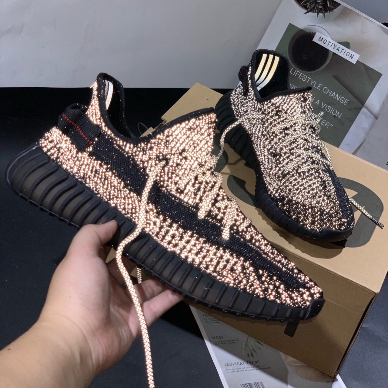 Giày yz 350 v2 Static nam nữ