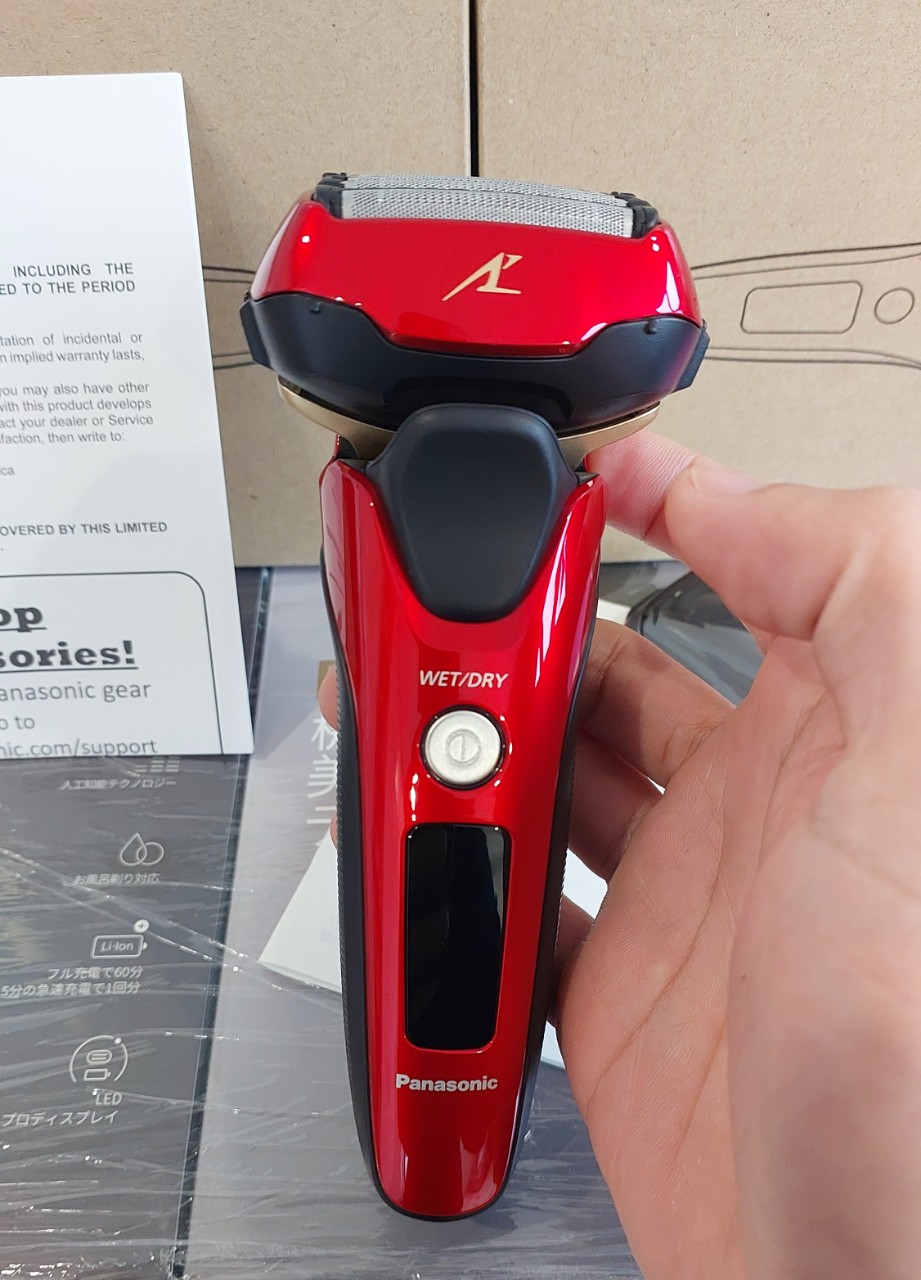Máy cạo râu panasonic es alv6 made in japan- xuat usa