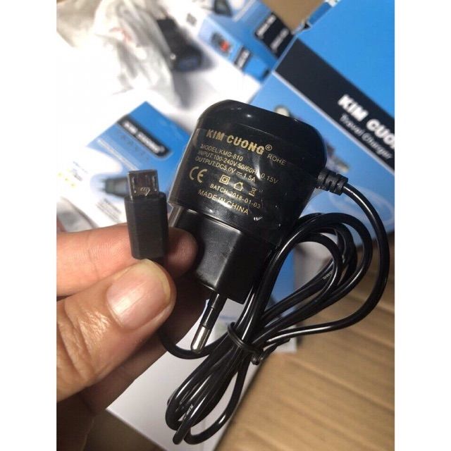 Sạc KIM CUONG 810 dây liền (MicroUSB)