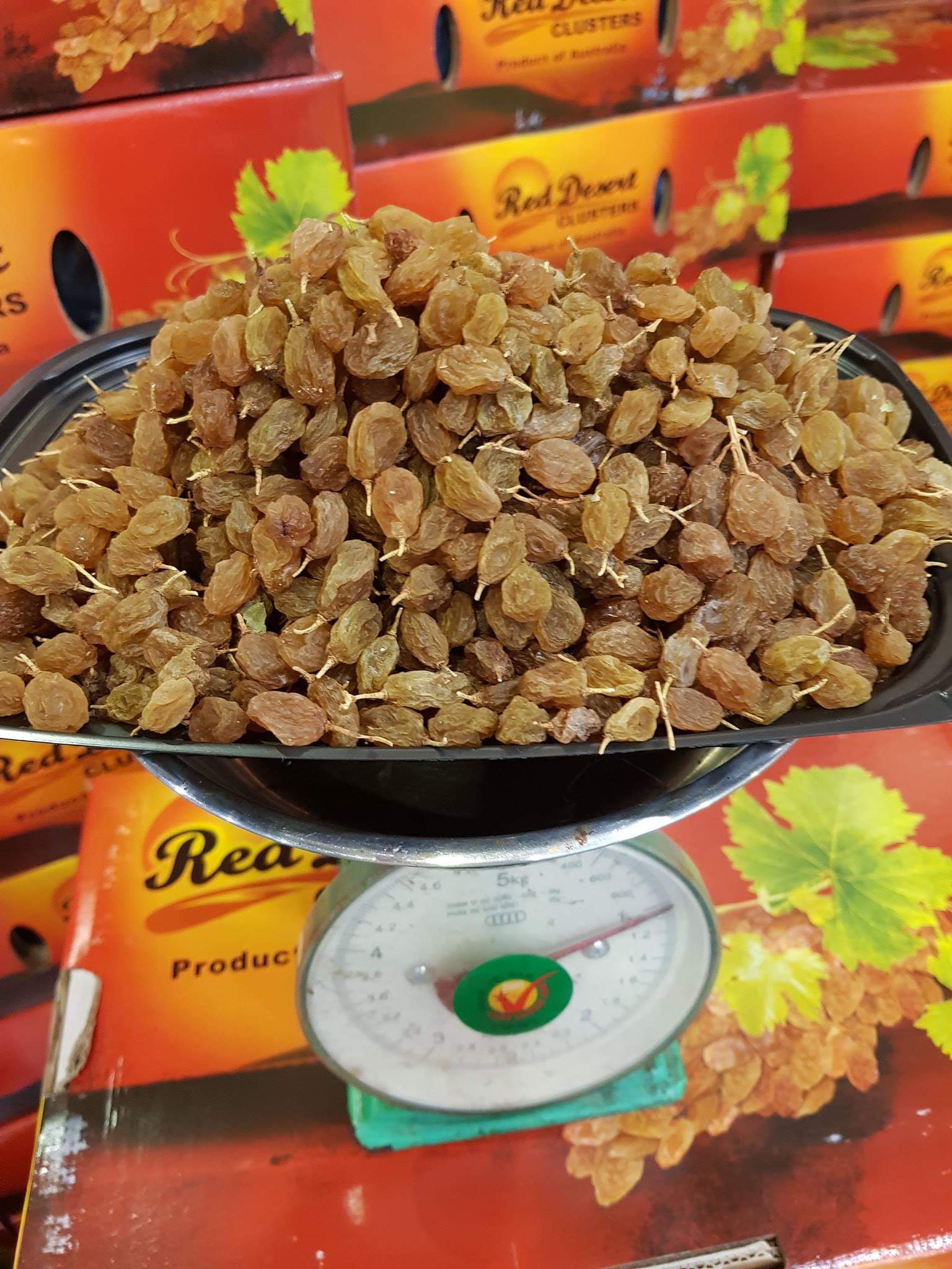 [HCM]Nho khô rụng cành TL500g Red Desert (Giống nho Sunmuscat) Úc
