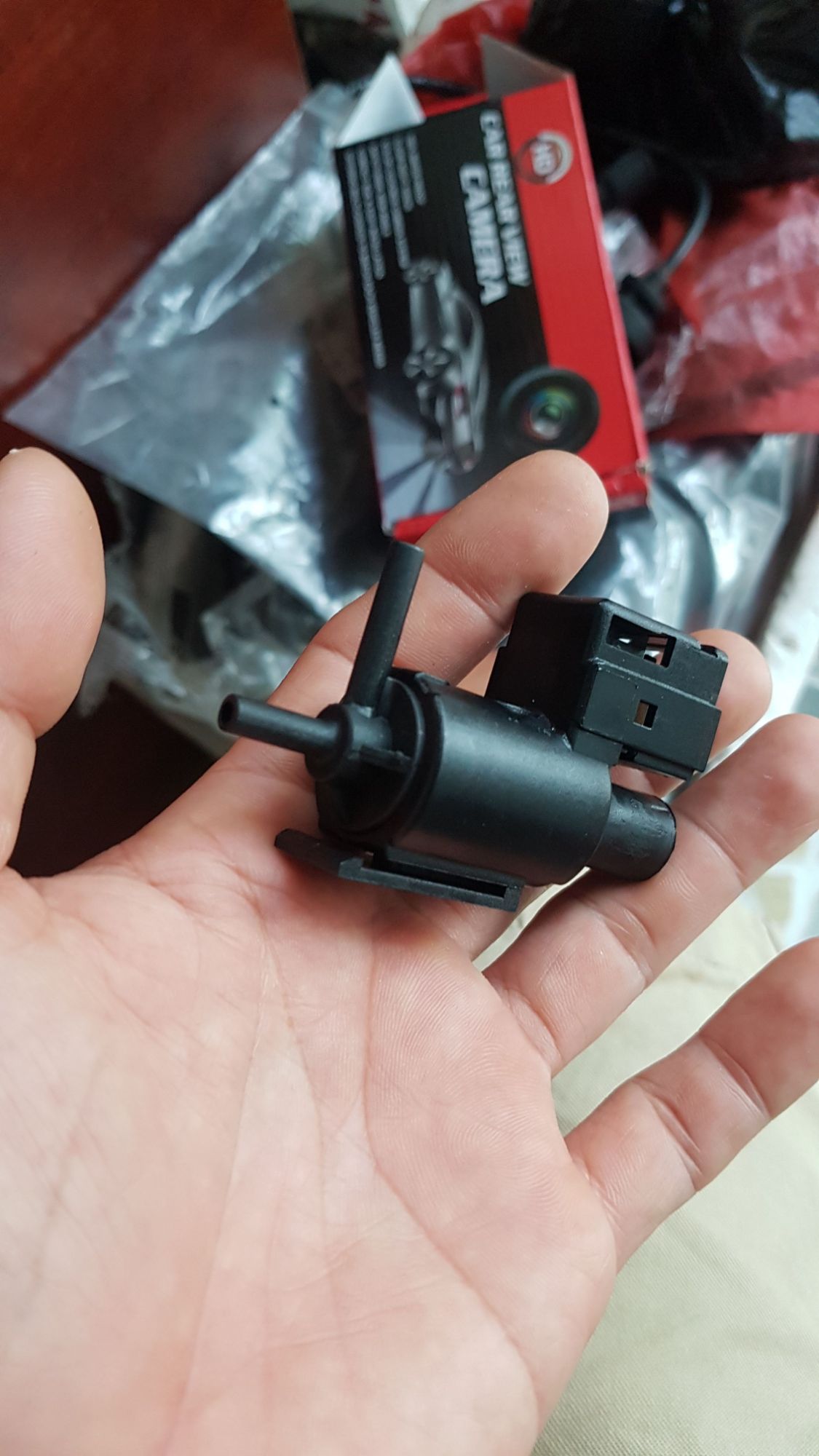 van hồi xăng  van dù cổ hút ford laser, mazda 626,premacy