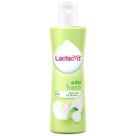 Dung dịch vệ sinh phụ nữ Lactacyd lá trầu không