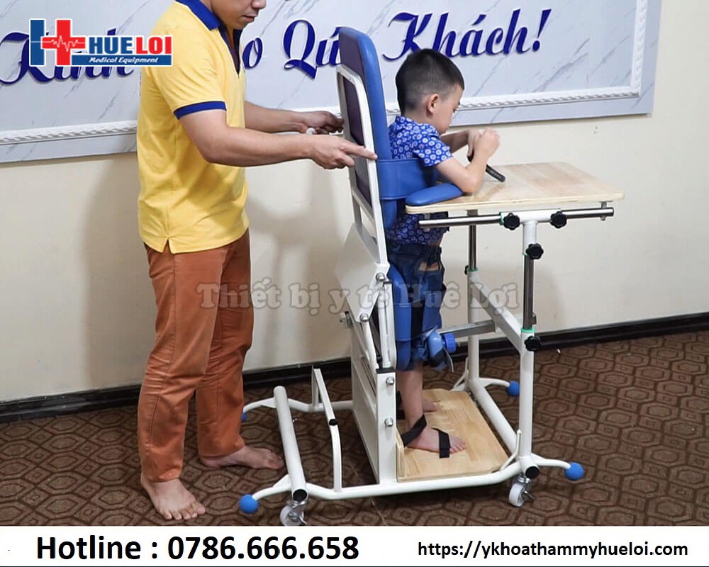 Ghế tập đứng cho trẻ bại não và người tai biến mạch máu não