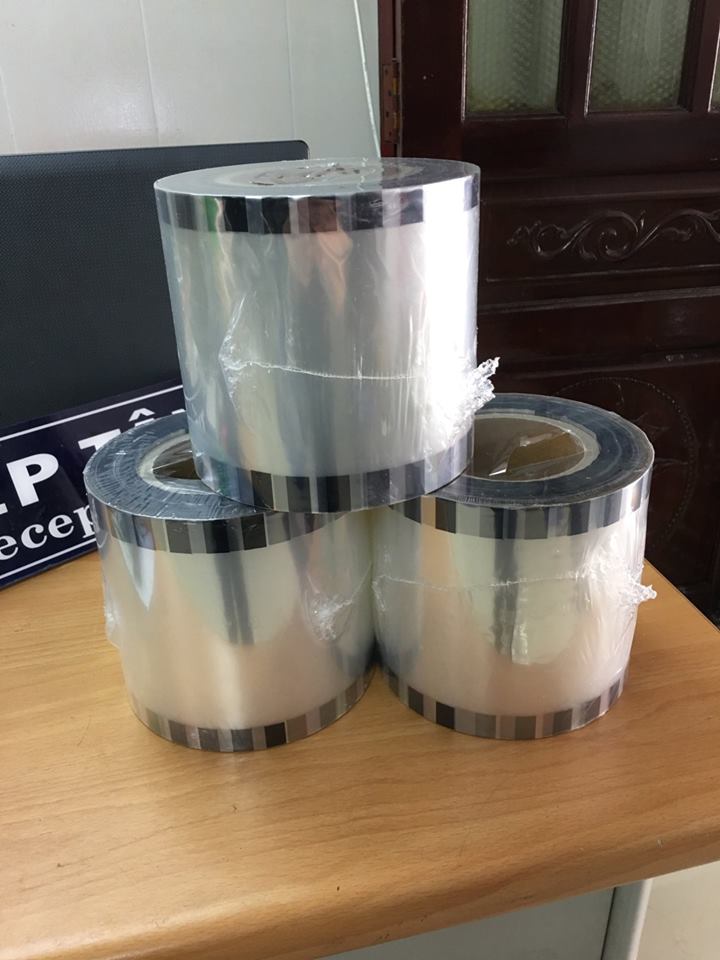 Keo ép ly trong suốt cuộn 2400ly