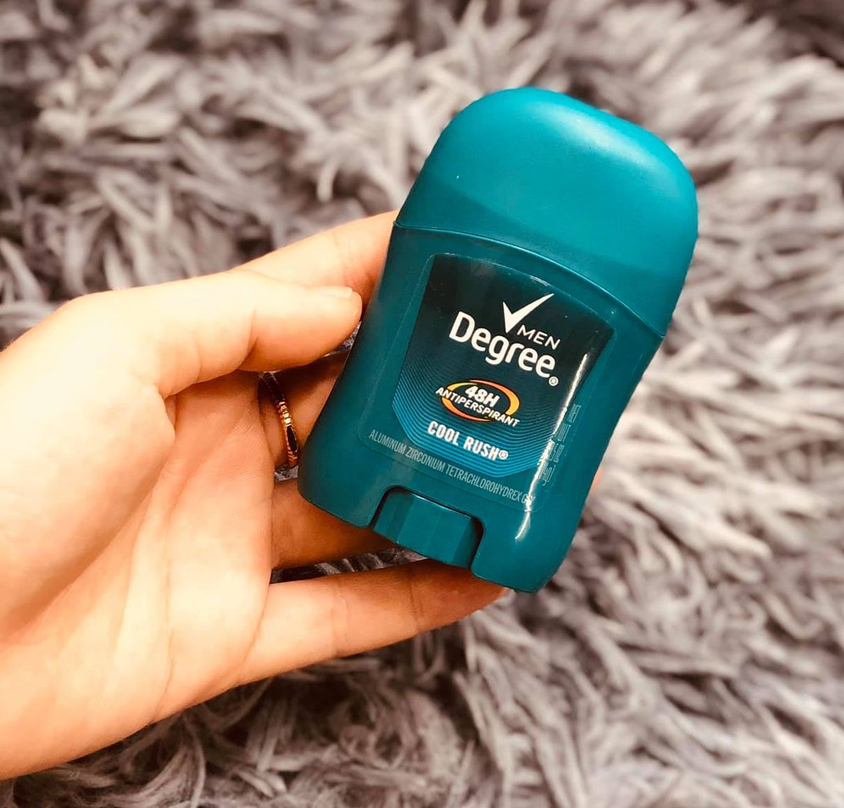 Lăn khử mùi nam Degree Men 14g
