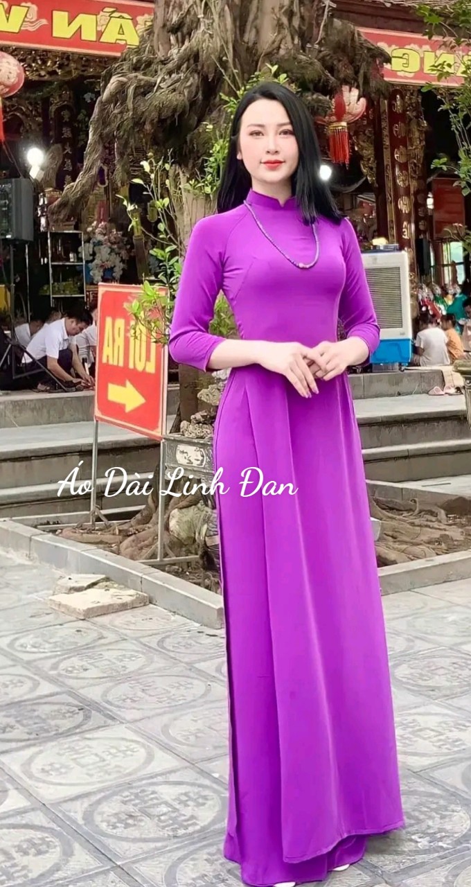 Áo Dài Tím Cẩm Đẹp Đằm Thắm, Dịu Dàng, Vải Lụa Mỹ Mềm Mịn, Co Giãn - Áo Dài  Linh Đan | Lazada.Vn