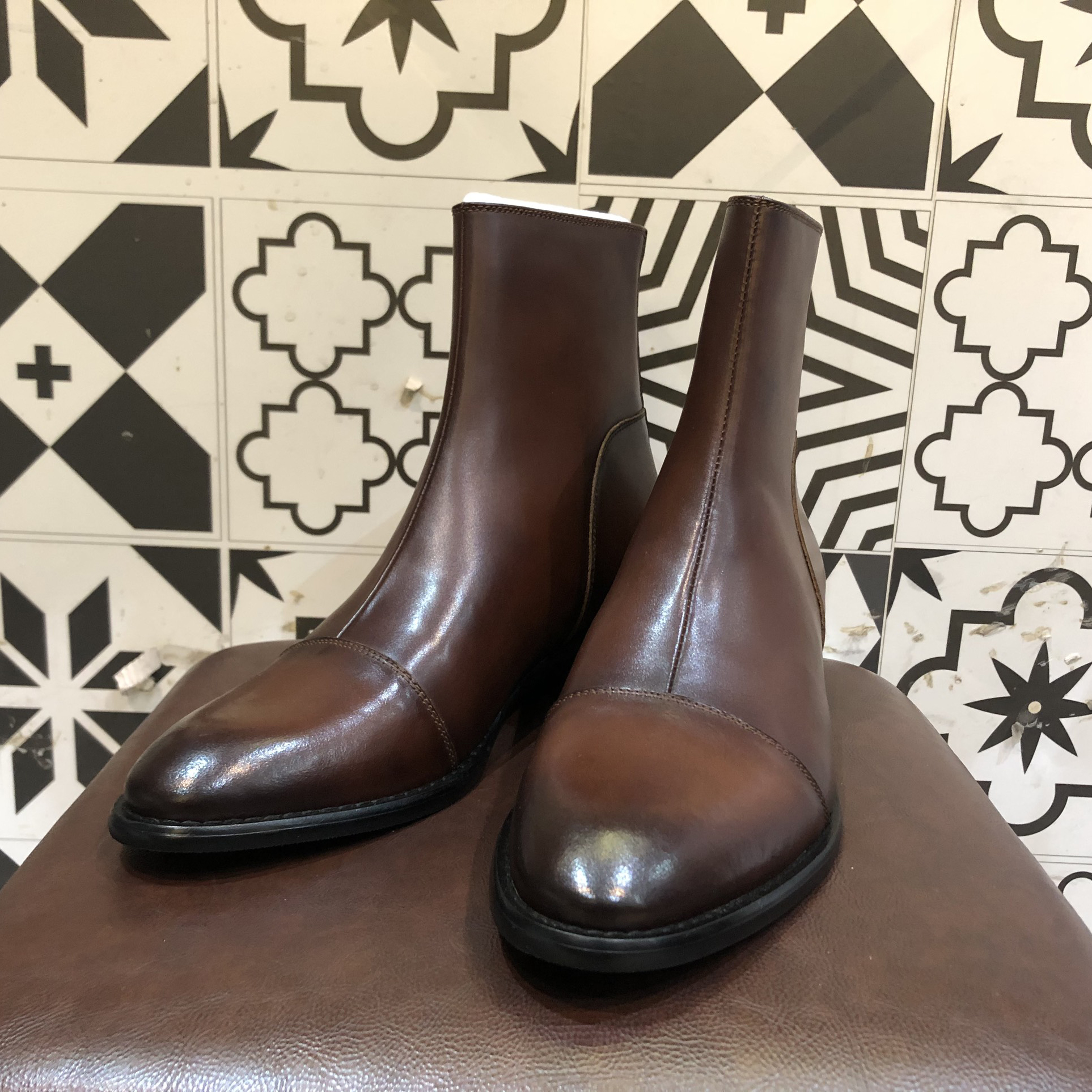 Giày chelsea boots da bò màu nâu đế gỗ nguyên khối 4.5cm khóa sau tiện lợi phối đồ cực đẹp cực jean skinny cho nam