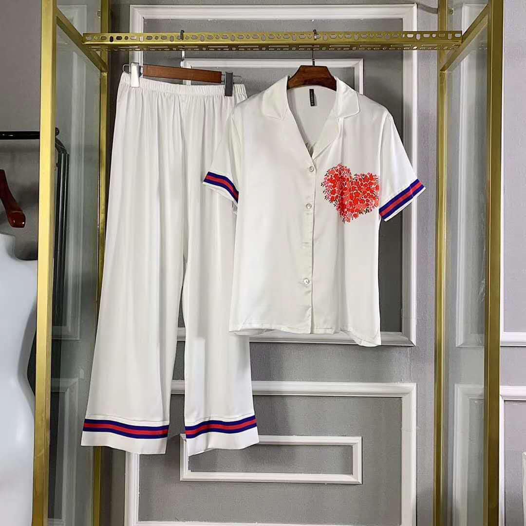Pijama lụa trắng tim cao cấp