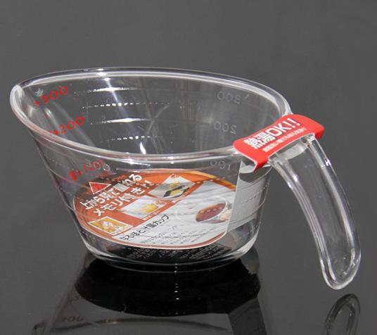 CỐC ĐONG THỂ TÍCH CÓ CHIA VẠCH ĐO INOMATA (300ML) - HÀNG NỘI ĐỊA NHẬT, cốc đong có thể tích 300ml tiện dụng trong nhà bếp, giúp dễ dàng đo lường để nấu ăn