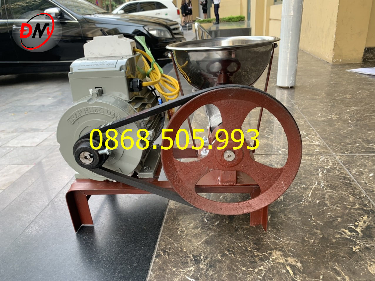 Máy xay xương gà, xương vịt, xay cua, xay ốc, đùn thịt, đùn cám đầu ngang.