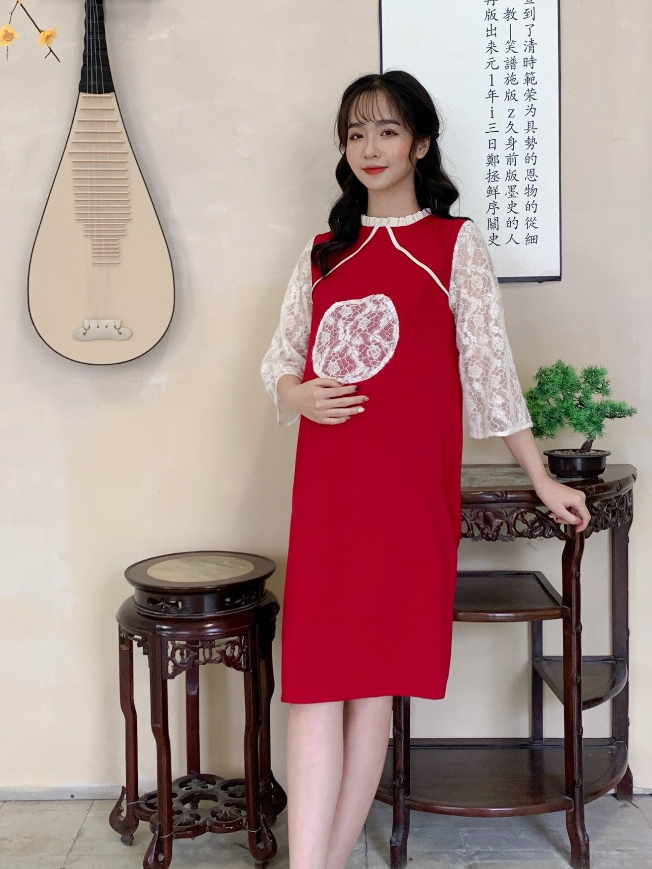 Váy bầu cách tân lụa sạn phối ren cho mẹ bầu diện tết - Đầm bầu công sở thiết kế Medyla - VS464