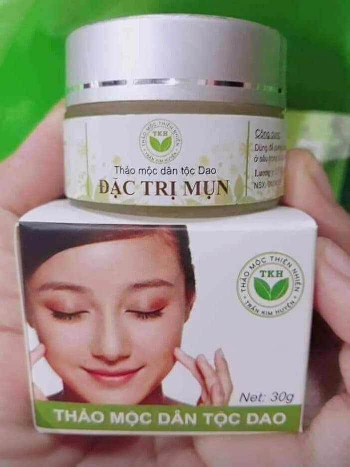 Kem mụn trần kim huyền