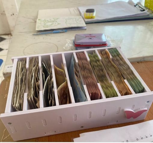 Hộp đựng tiền K15, khay chia tiền quầy thu ngân, hộp chia tiền