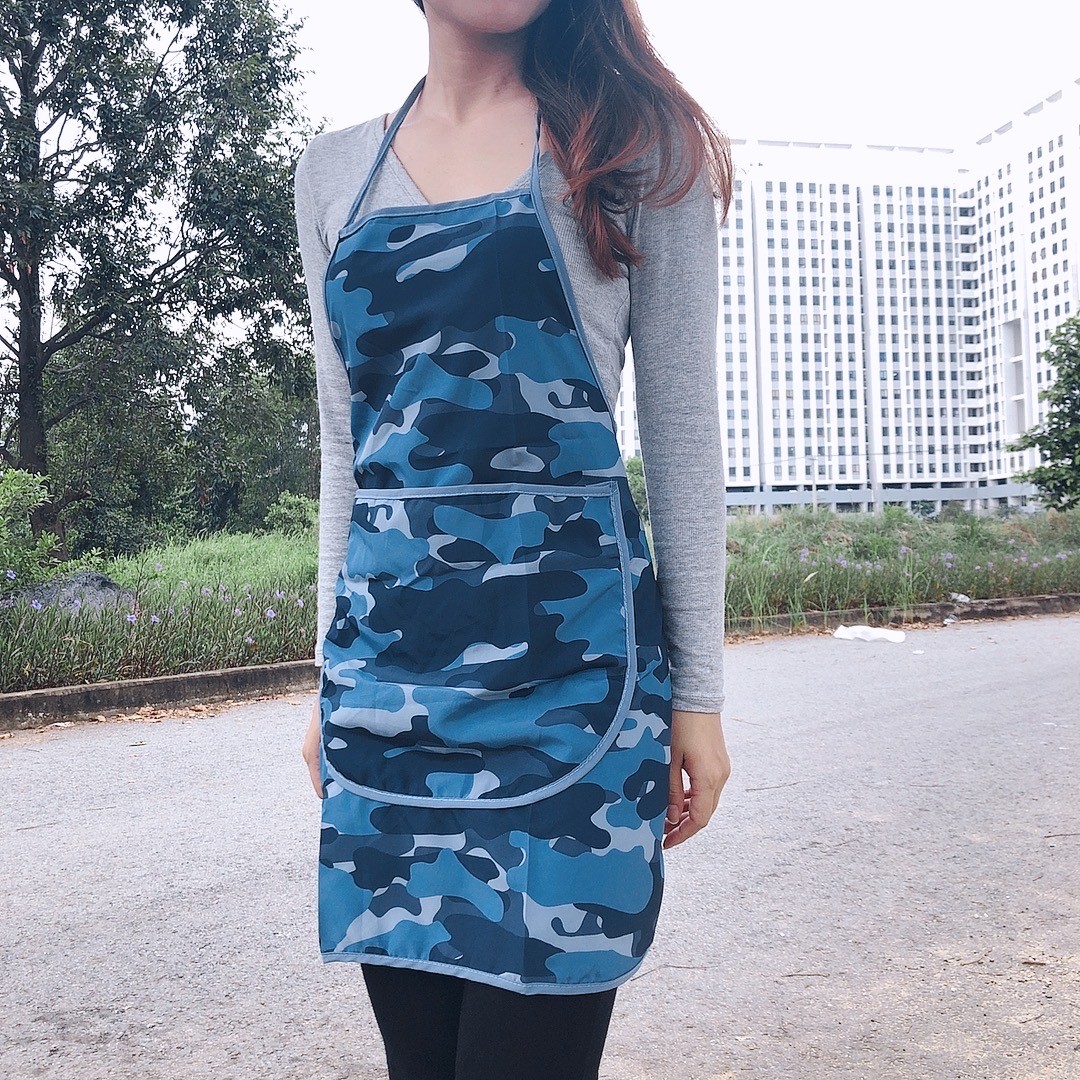 Tạp dề nấu ăn, kiểu tạp dề có túi đựng điện thoại, kích thước freesize, vải dù bộ đội, xanh dương