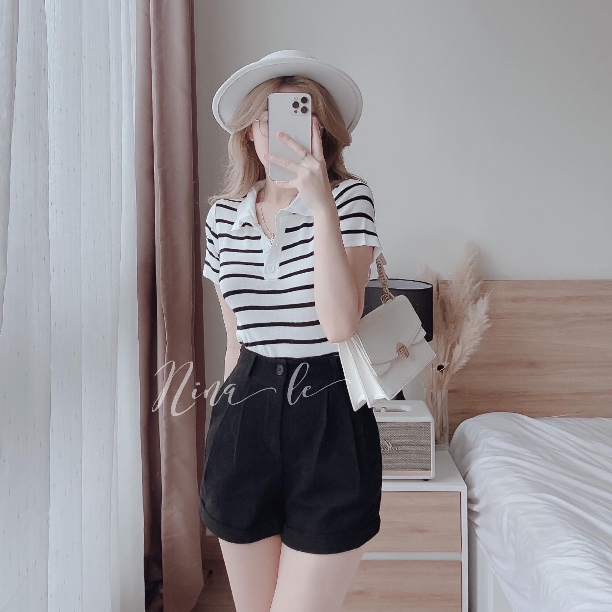 Áo croptop cổ bẻ gài nút sọc