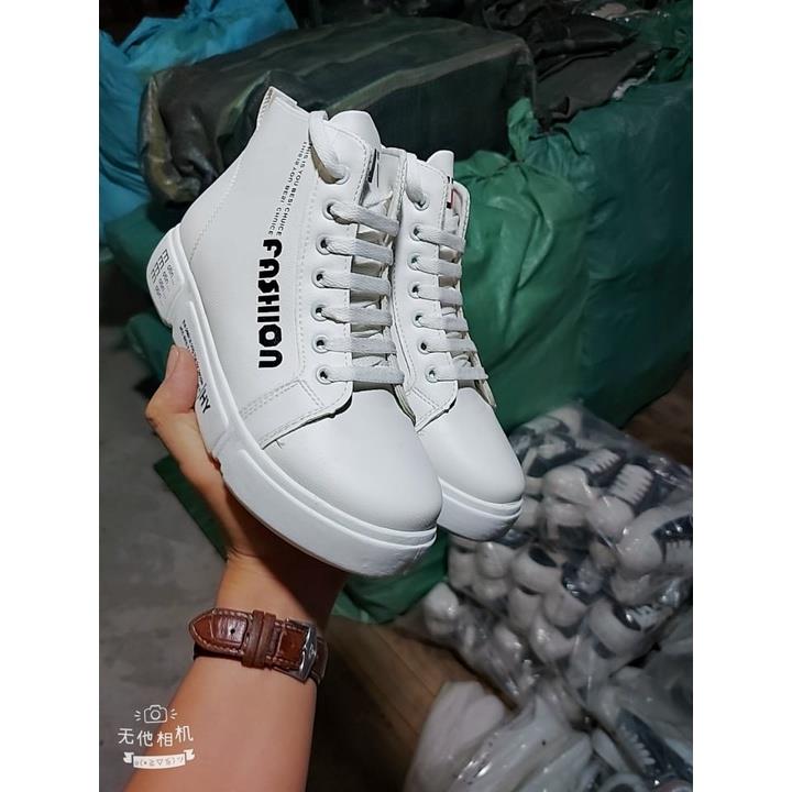 ✱  Giày bốt nữ đẹp màu trắng chất đẹp (hình ảnh shop chụp thật)