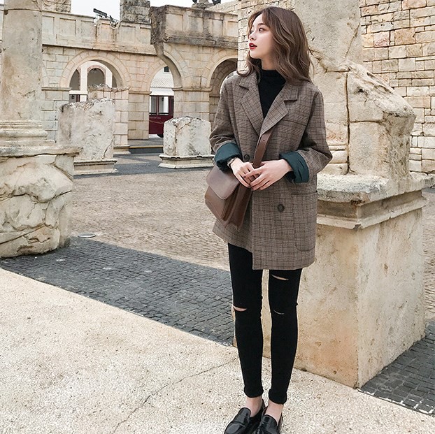 Áo Khoác Nữ Vest Blazer Công Sở Dài Tay Kẻ Caro Đính Cúc Dày Dặn Khoác Ngoài Phong Cách Hàn Quốc Phối Đồ Cực Đẹp Thiết Kế Sang Chảnh Đi Làm Công Sở, Đi Chơi Du Lịch Cực Xinh Đẹp Beta Fashion, Free Size (40-55) Ký Mặc Vừa Nha