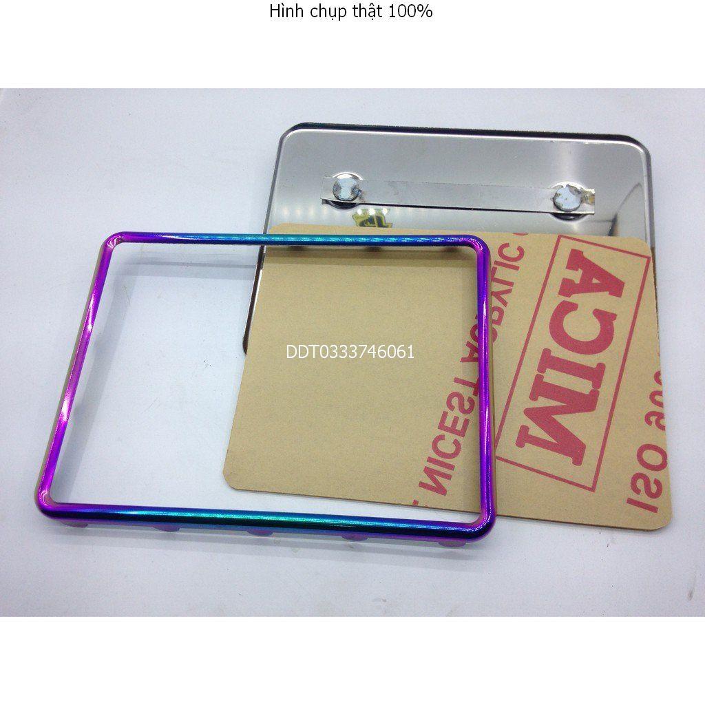 Bảng số titan gồm khung viền titan mica và pat sau