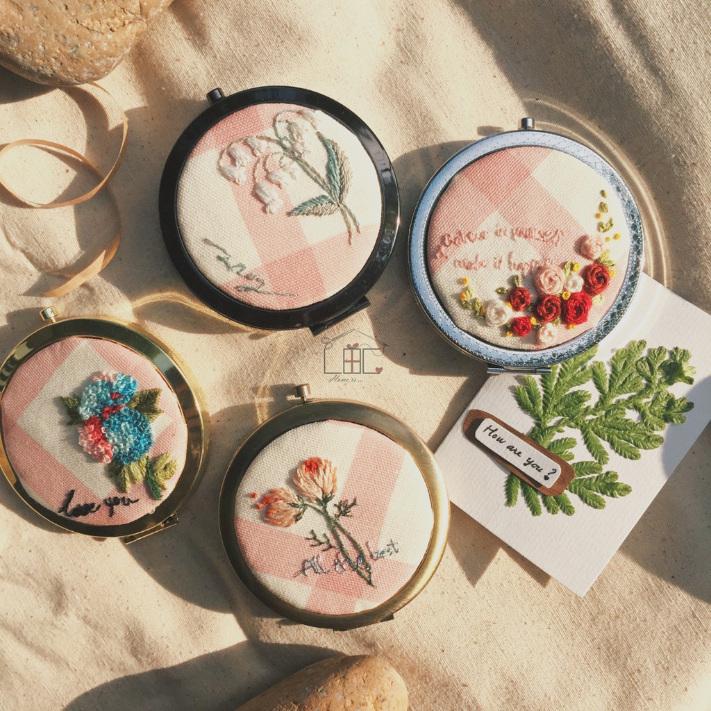 Gương cầm tay Thêu Handmade - LỘC Homeis