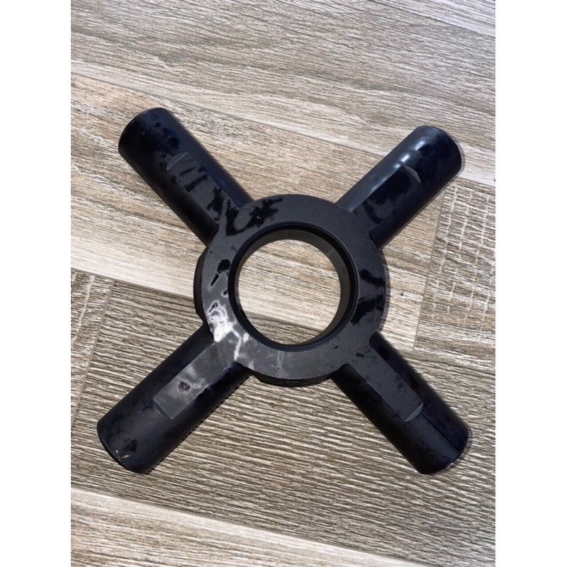 Sản phẩm gia đình làm: Trục thập vi sai cầu 6 tấn 145 phi 28 lỗ trong 48 đen xịn.