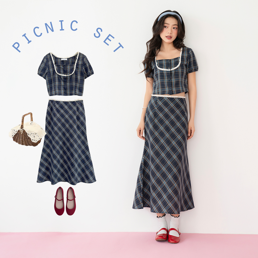 BLEUBIRD Set gồm áo và chân váy caro Picnic Set