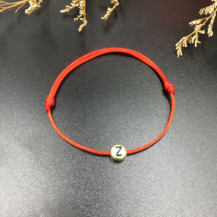 Vòng tay dây đỏ đính chữ theo tên Vòng tay Handmade V27 Vòng tay KIMII