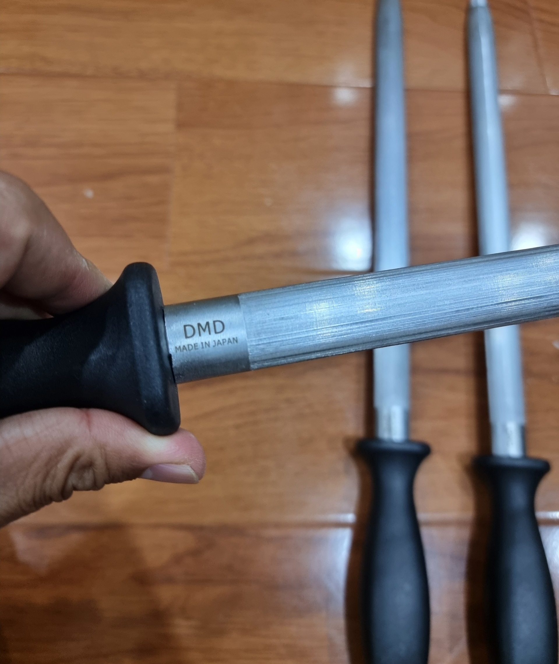 Liếc mài dao dạng tròn dài DMD Nhật, chiều dài tối ưu nhất thị trường, chắc chắn, tiện dụng. Tổng Kho Gia Dụng JP.