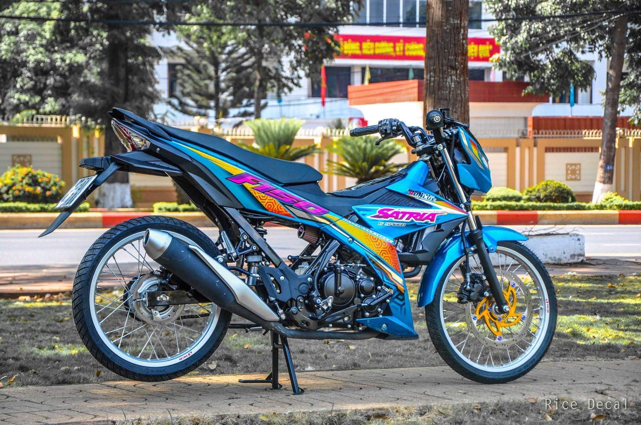 [HCM]TEM RỜI RAIDER FI CROM HOA VĂN CAM VÀNG CHỮ SATRIA TẶNG TEM DÁN XI NHAN