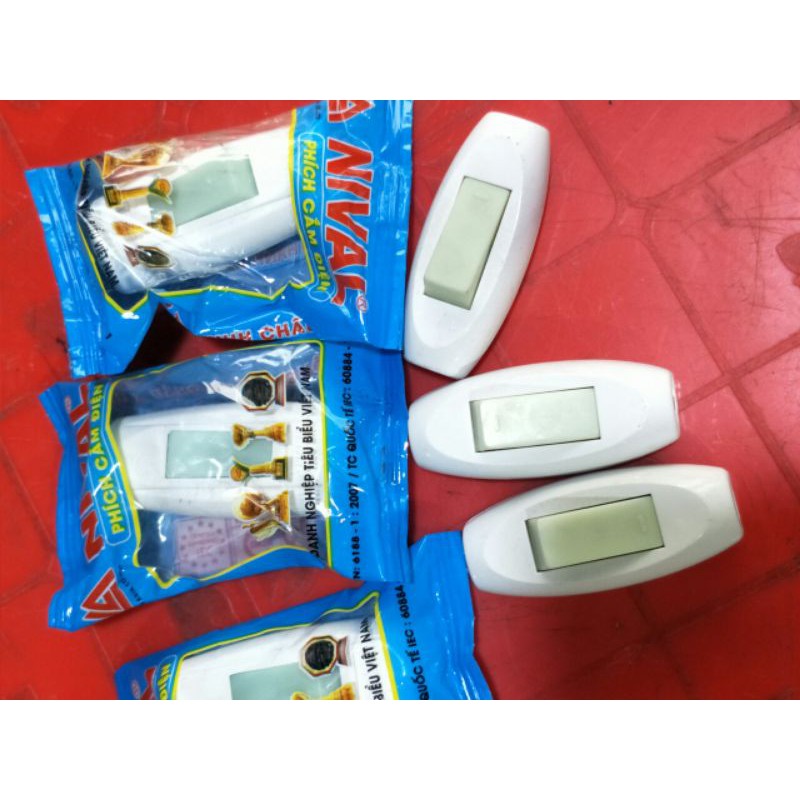 [HCM][Combo] 2 Công tắc treo công tắc quả nhót Nival