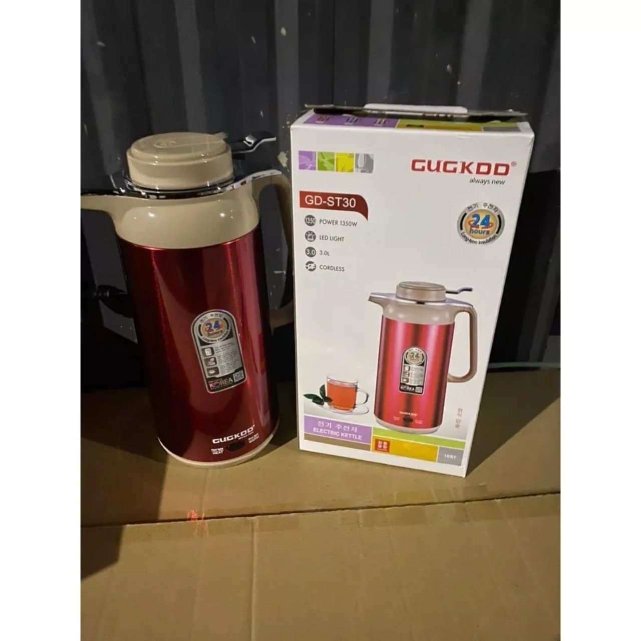 Ấm siêu tốc kiêm giữ nhiệt 2 trong 1 ủ nóng , bình đun siêu tốc kèm phích giữ nhiệt 3l cuckoo gd-st30