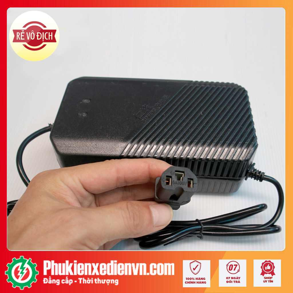 Sạc Xe Điện, xe máy điện các loại Chân Vuông cao cấp, phụ tùng xe đạp điện bảo hành 12 tháng