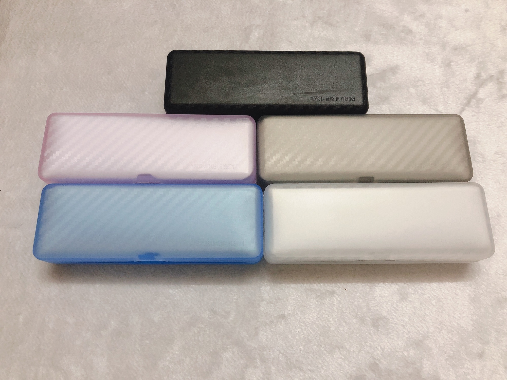 Hộp Đựng Kính Cận Nhựa