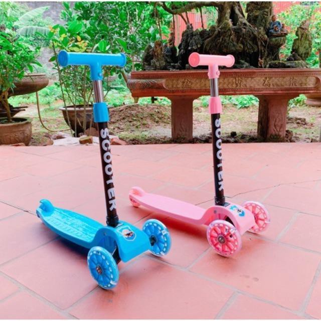 Xe trượt scooter 3 bánh có đèn bền đẹp