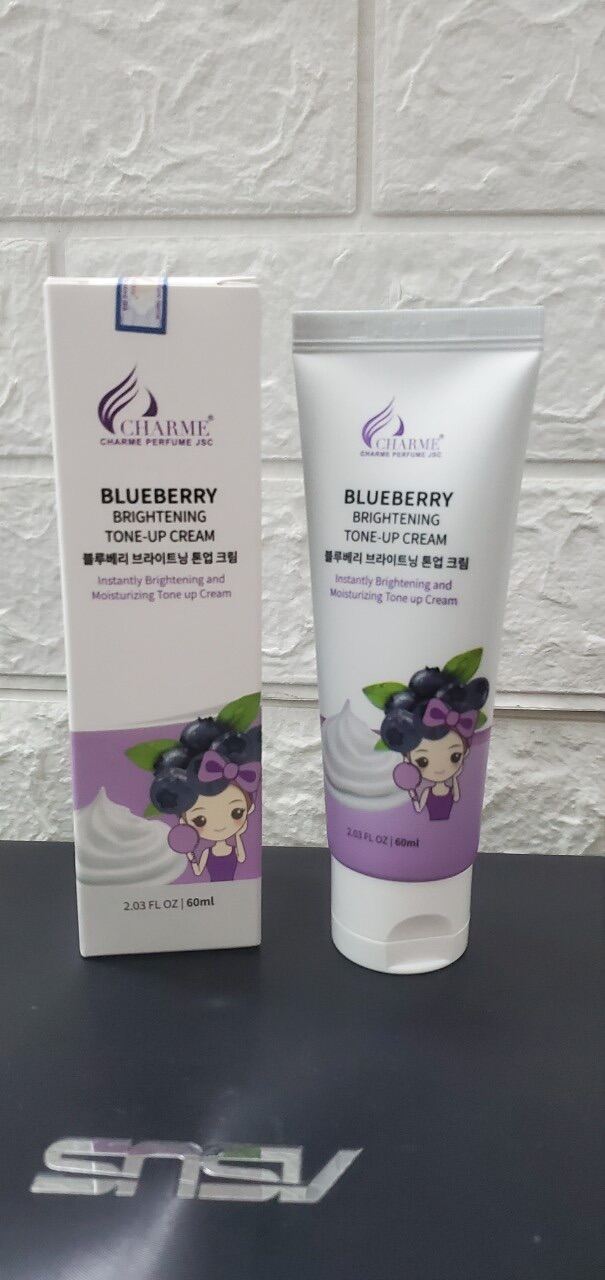 Kem dưỡng trắng da mặt Blueberry Brightening Tone-Up Cream Hàn Quốc