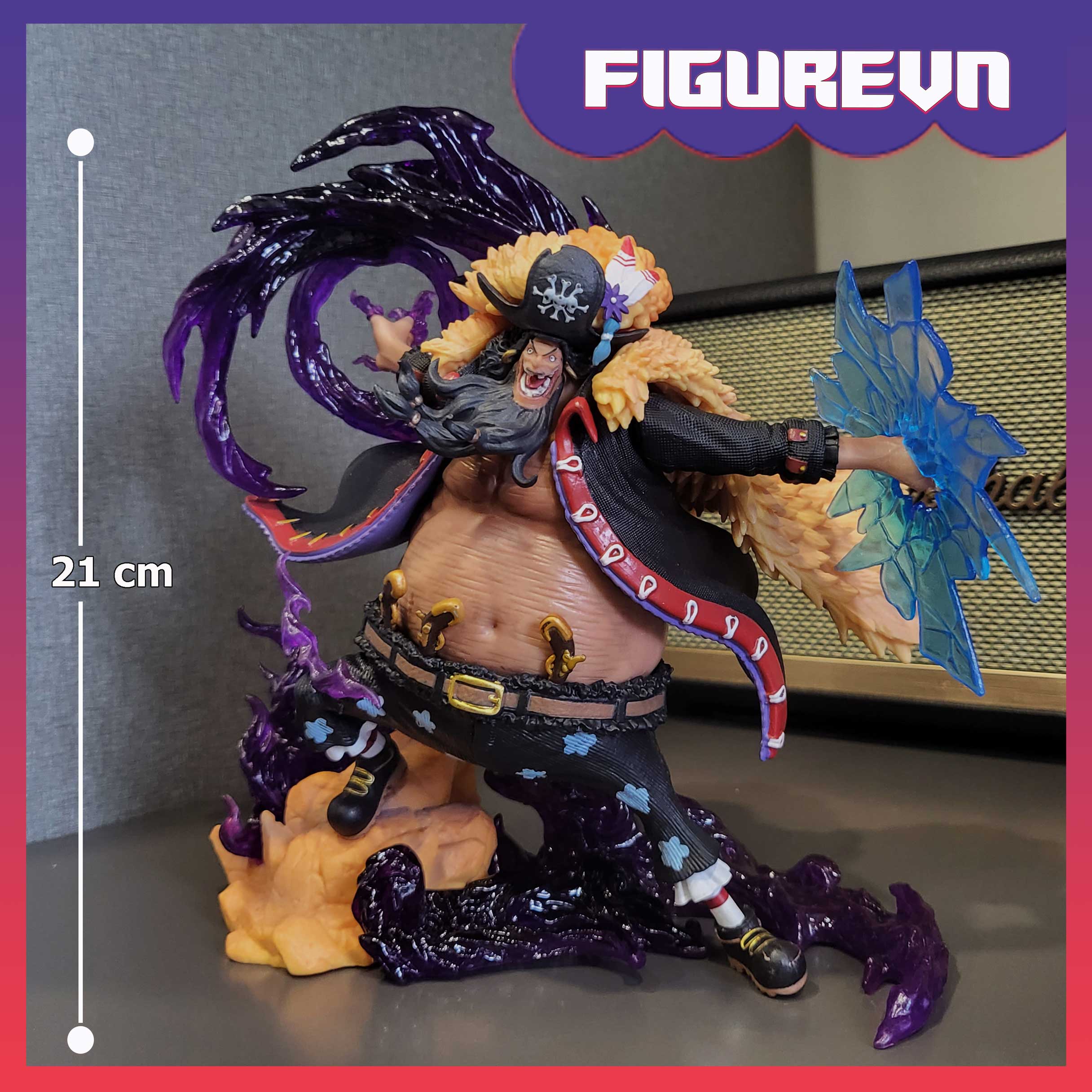 Mô hình râu đen 21 cm - one piece