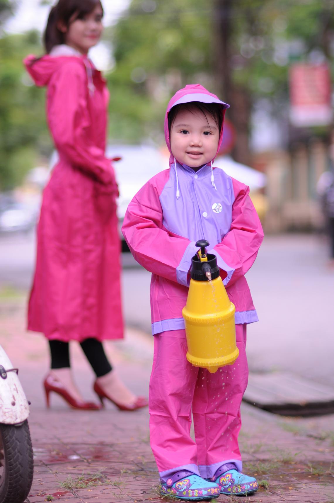 [SALE 50%] Áo mưa cho bé, Áo mưa bộ, Bộ áo mưa trẻ em Sơn Thủy - Được sản sản xuất từ nhựa PVC cực kì dẻo dai, bền đẹp