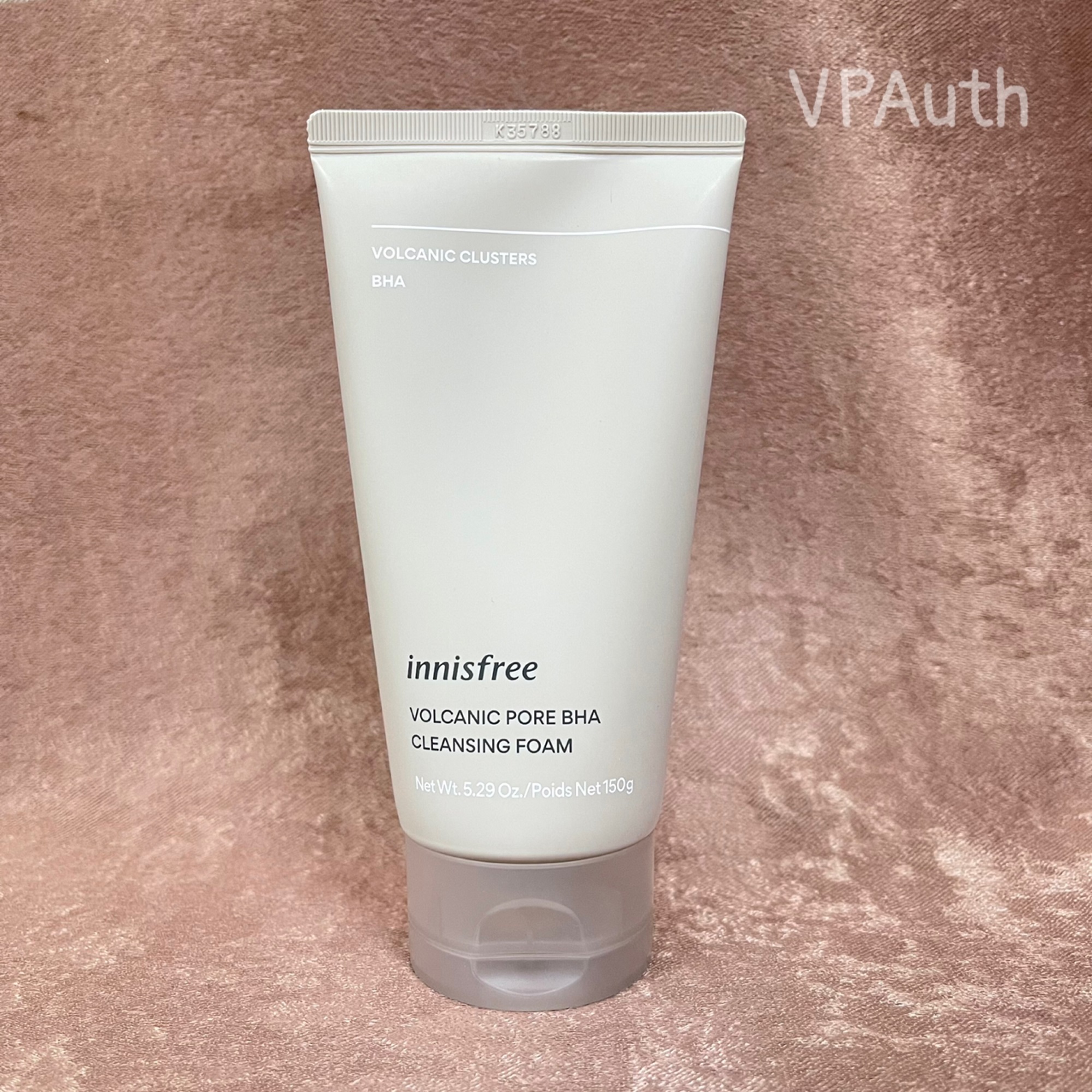 Sữa rửa mặt Innisfree Jeju Volcanic Pore Cleansing Foam