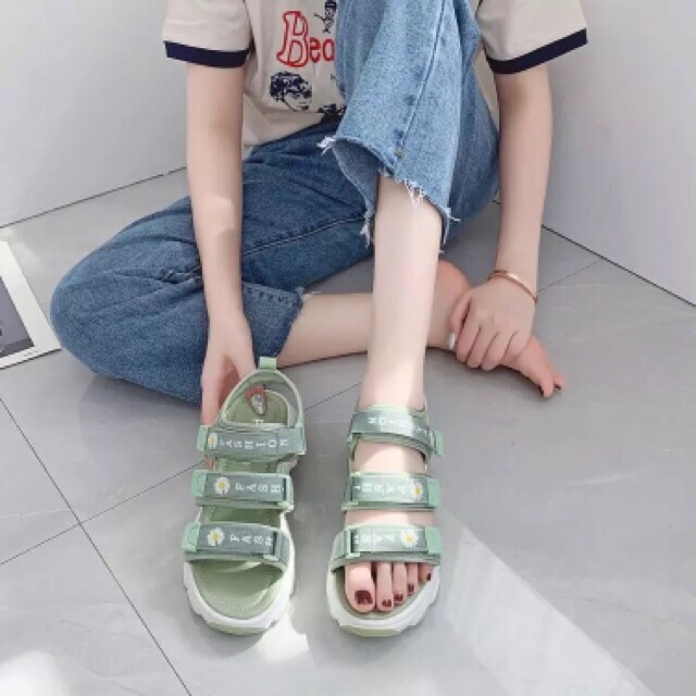 [ Sẵn 3 màu ] Sandal 3 quai hoa cúc siêu êm