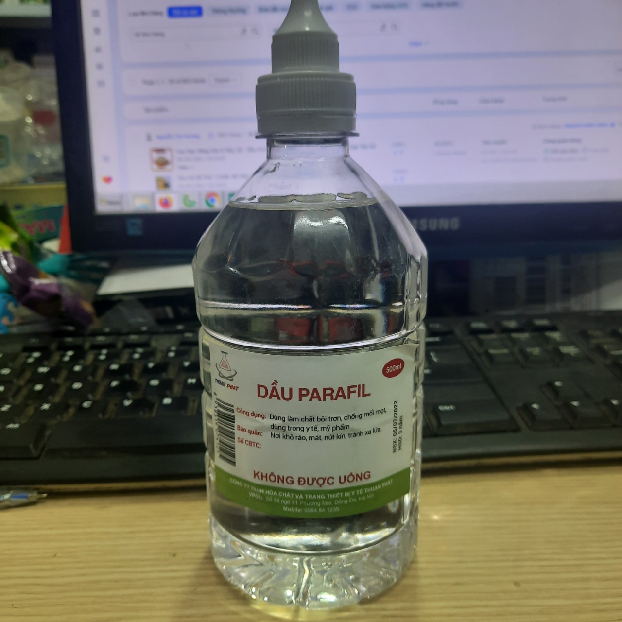 Dầu bôi trơn paraphin 500ml thuận phát