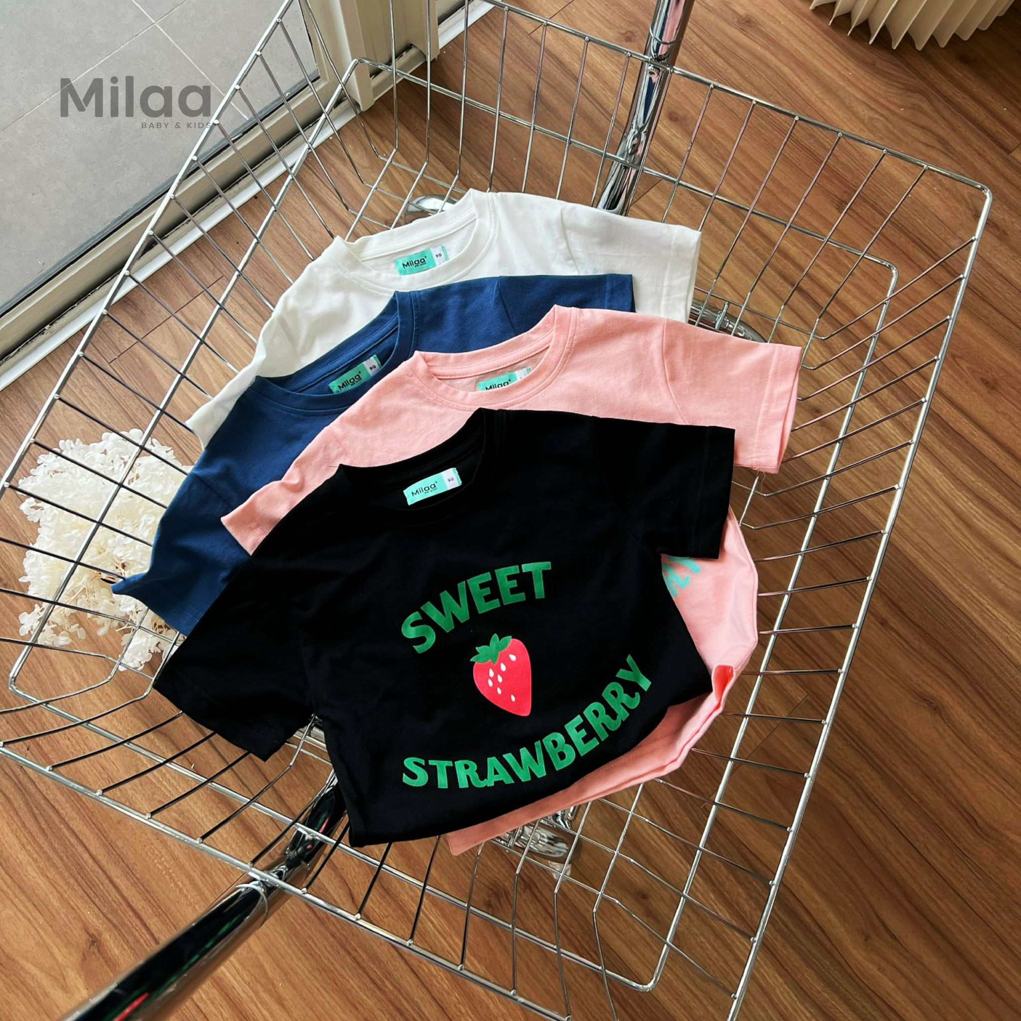 Áo thun in hình trái dâu đáng yêu cho bé trai bé gái milaa kids