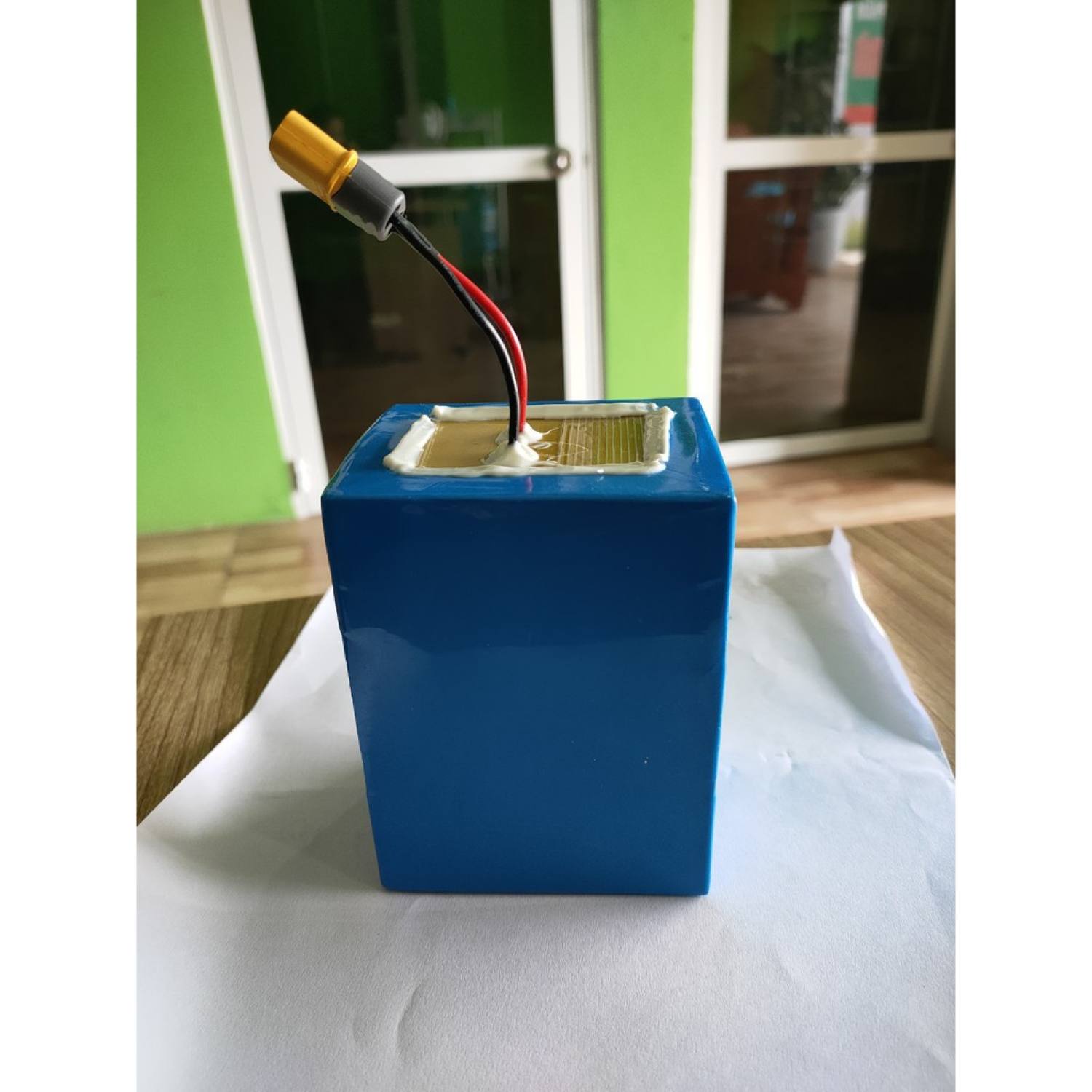 Pin Lưu trữ- khối pin lipo 12V12Ah- pin xe điện...