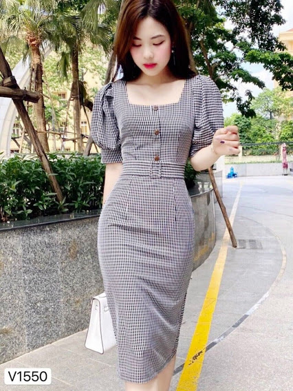 Đầm ôm caro tay phồng