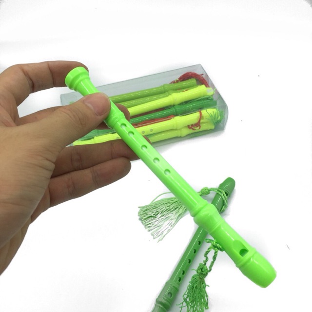 Bút nước xanh hình cây sáo