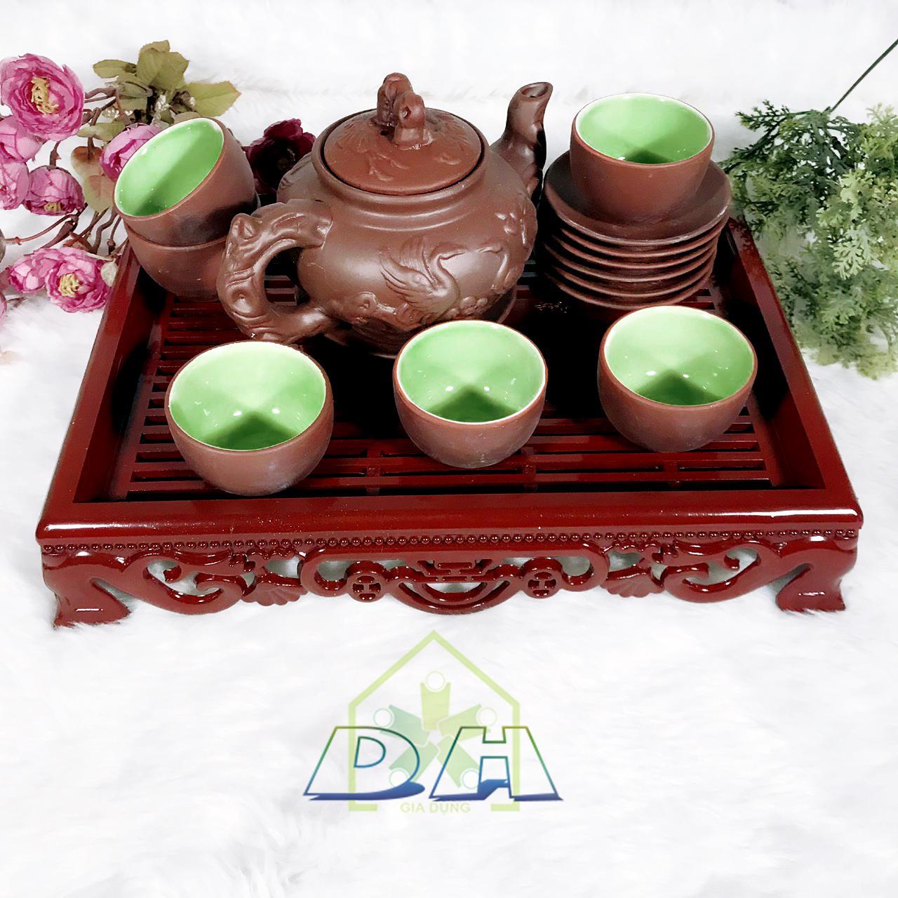 Bộ ấm chén gốm Tử Sa tặng khay trà Minh Hải