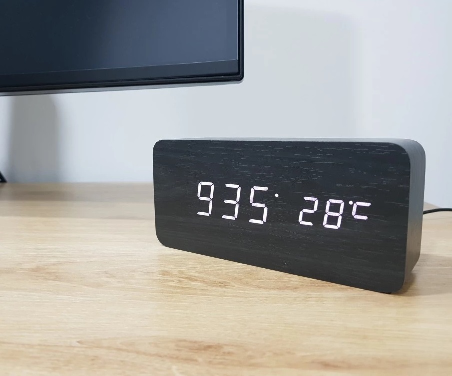 [HCM]Đồng Hồ Gỗ Led Để Bàn Hình Chữ Nhật