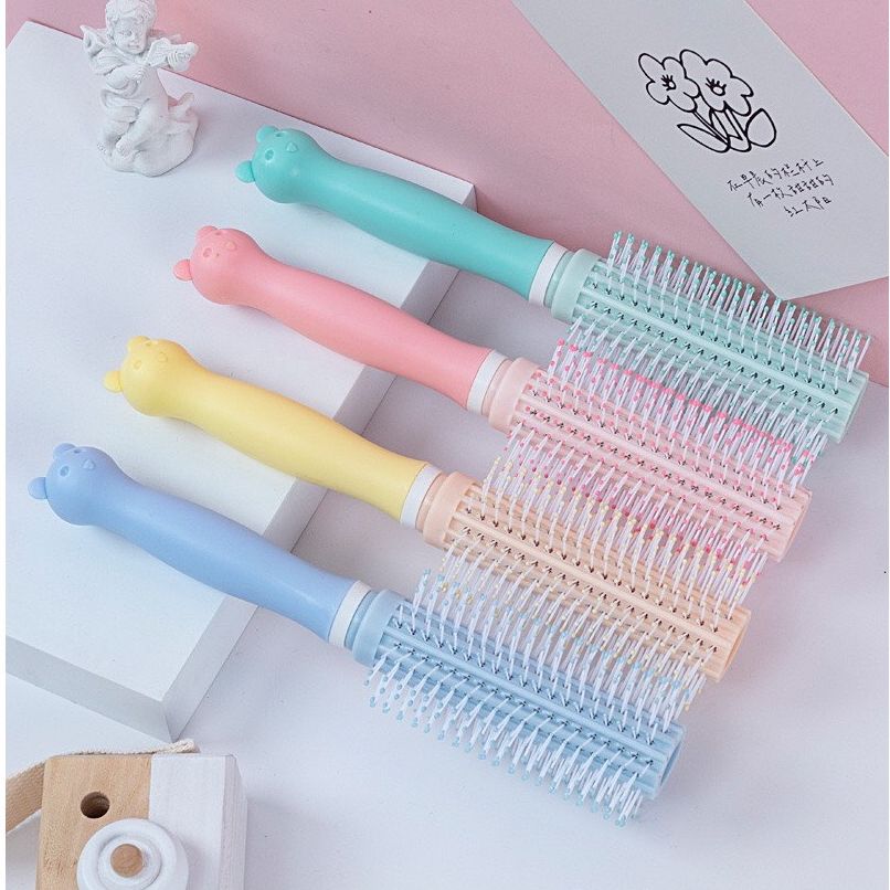 1 Lược chải rối tay cầm tròn lược cuốn lô có gai massage hình mèo dễ thương Phụ kiện 68