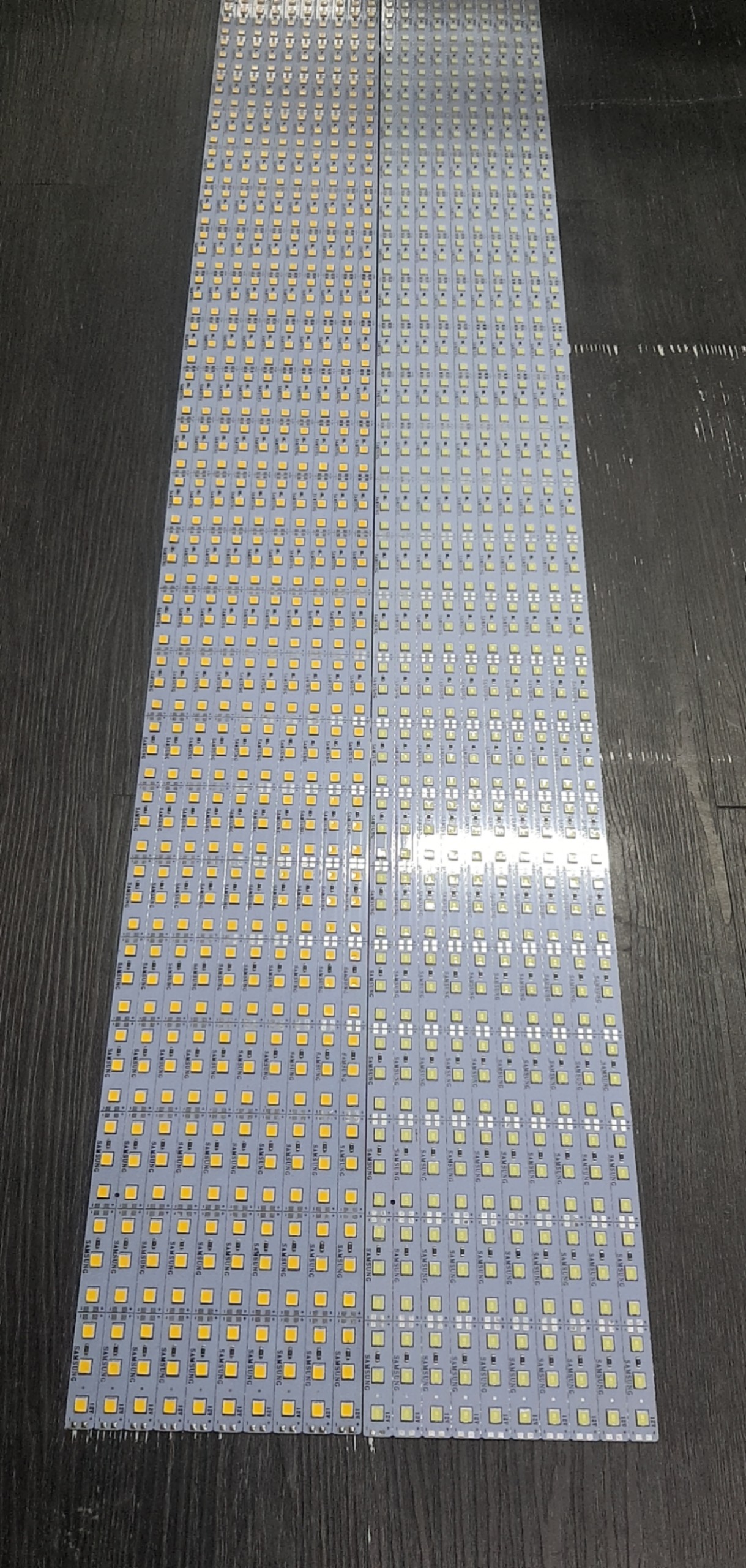 Led thanh 5054 -12v- dài 1m bản 10 thanh
