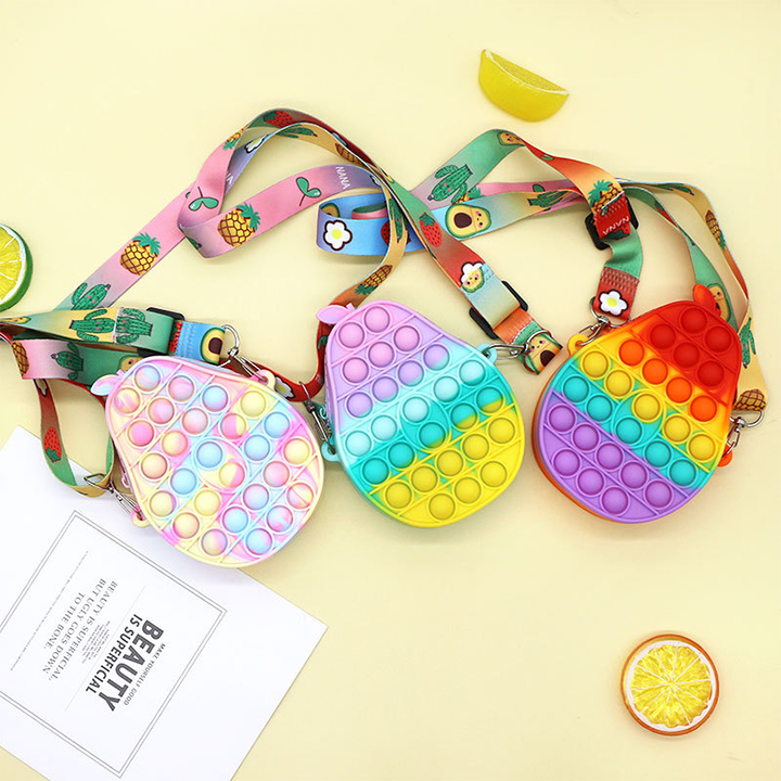 Túi đeo chéo POP IT, túi xách cho bé năng động, giúp bé vui vẻ thích thú và giải tỏa căng thẳng (26 mẫu khác nhau)