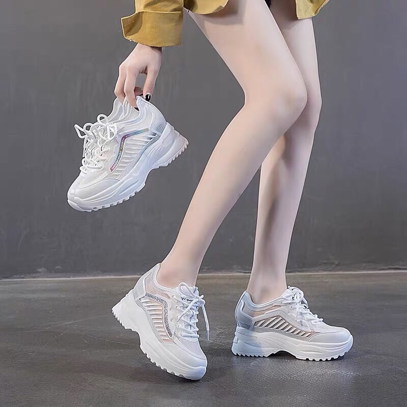 Giày nữ,giày sneaker độn đế  vạch mới về